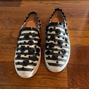 Kate Spade women’s black & white flats size 9
